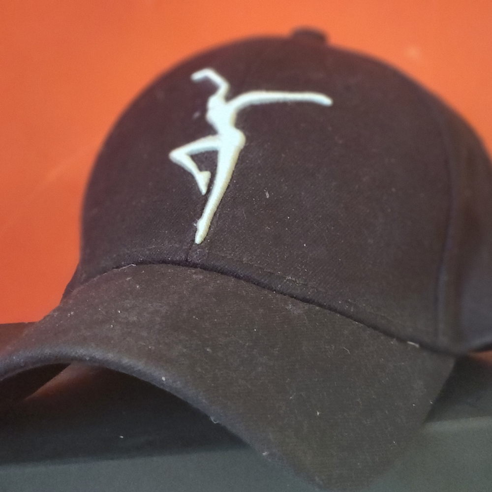 Dave Matthews Band Flex Fit hat L/XL MENS Black Cap with White Logo